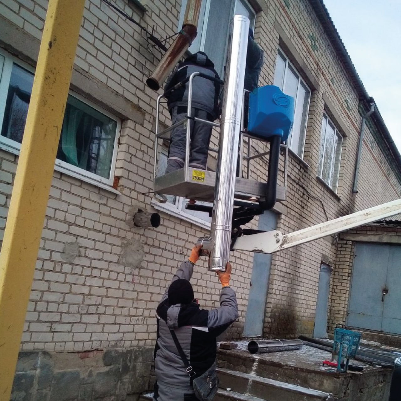 Аварийная бригада Калининградской области отчиталась о проделанной работе в Алешкинском округе.